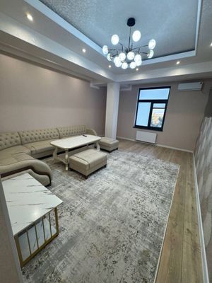 Срочно здаеться квартира в аренду чирчике районе 500тка горпарк