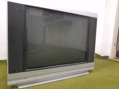 LG 75 ekran. Televizor