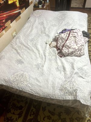 Диван кровать с чехлом