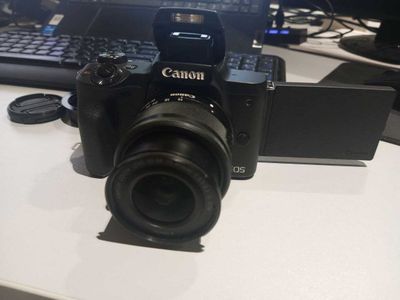 Фотоаппарат Canon eos m50