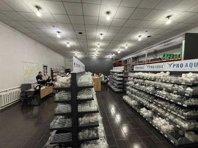 430 кв.м. коммерческое помещение вдоль дороги. Мирзо-Улугбекский р-н