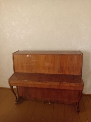 Пианино Лира грузинская