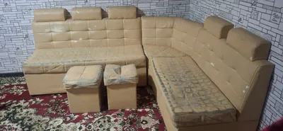 Yumshoq oshxona mebeli usti koja ichi sandiqli