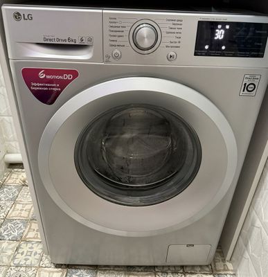 Продам стиральную машину LG в хорошем состоянии без деффектов.