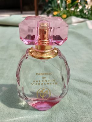 Духи Faberlic & Valentin Yudashkin