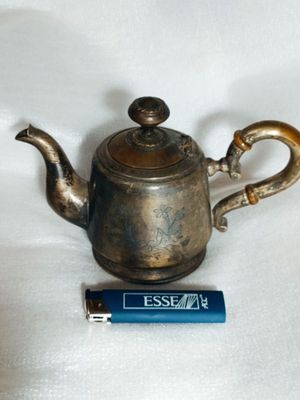 Антикварный чайник для заварки
