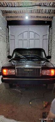 Vaz2107 xolati zur Удари