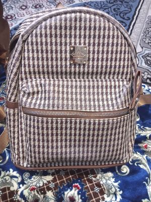 sumka yangi maktab uchun