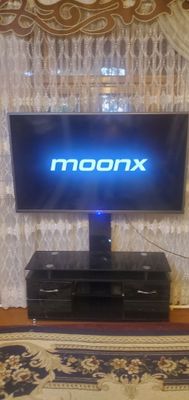 Продаётся телевизор Моонх 55 смарт