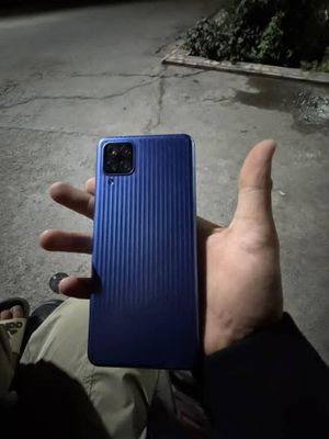 samsung M12  4/64