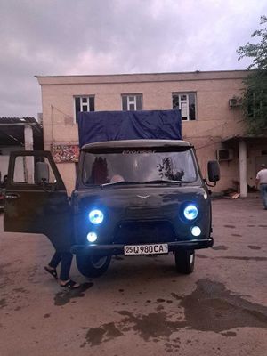 UAZ 1989 yili xolati yaxshi