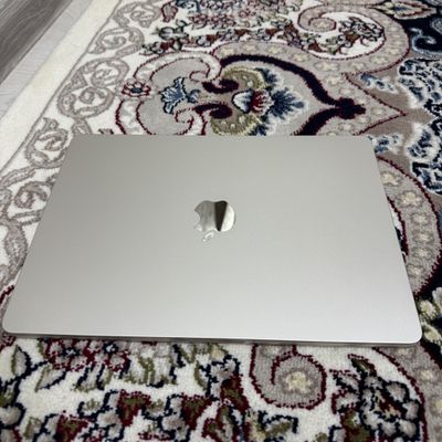 Macbook Air 13 M2 8/256gb