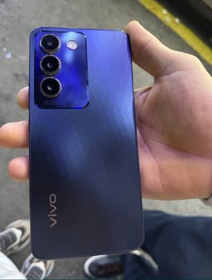 Vivo y100 256/16