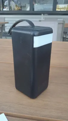 Power bank sotiladi