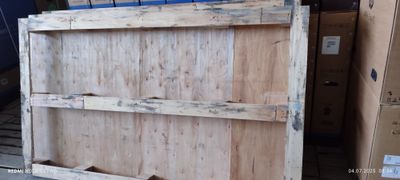 Срочно продам новые поддоны два размера