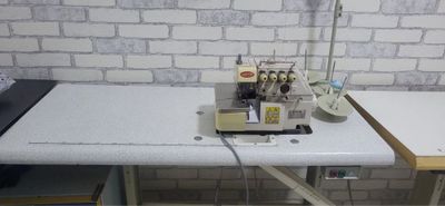 Tikuv mashinkalari va Bichuv stoli sotiladi