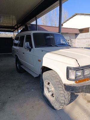 Продаю TOYOTA 62