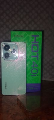 Infinix HOT 40i [RAM+ROM: 4+4 GB, CPU: Unisoc T606, ROM: 128 GB] б/у