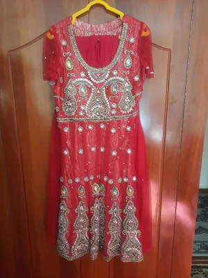 индийский сари иштони шарфи билан