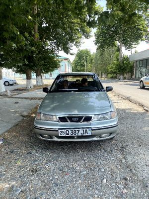 Nexia 1 sotiladi 1.5donc
