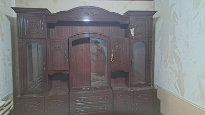 Стенка сотилади зор