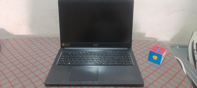 Ноутбук ACER сотилади