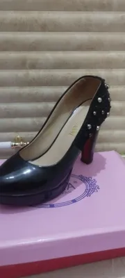 Tufli juda ham chiroyli