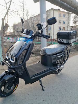 Elektro moto skuter