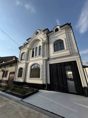 V985 ПРОДАЕТСЯ_ДОМ Домбиробод 3,5 соток 580м2 11 комнат