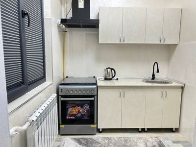 Новза метро ёнида оилага ва шергликка квартира