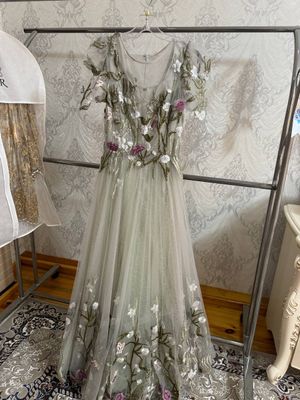 Вечернее платье