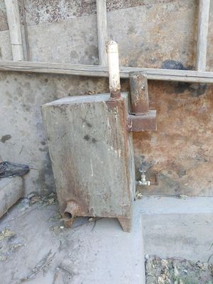 Котел келишилган нархда сотилади Оз газда киздиради
