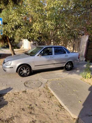 Lada Priora Luxe