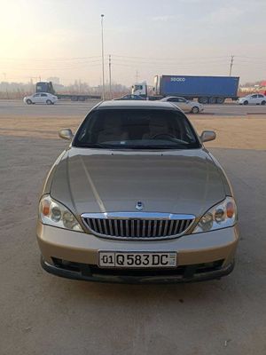 Daewoo Magnus 2000 yil