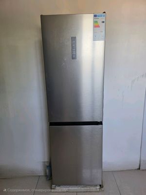 холодильник Hisense