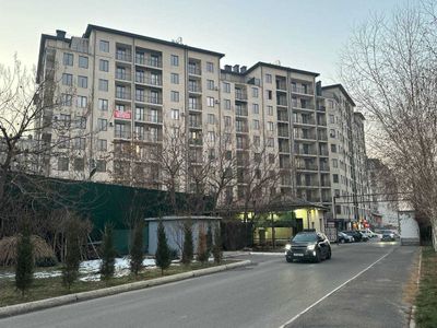 Продается квартира без ремонт 80,110,121,164,200м2 ж/к Nurafshon Saroy