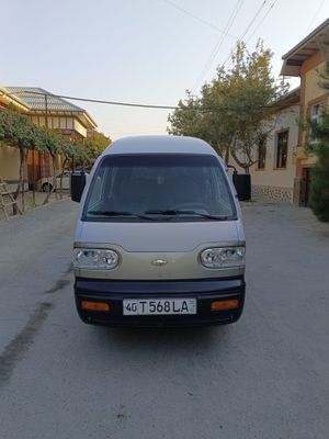 Damas sotiladi yaxshi holatda