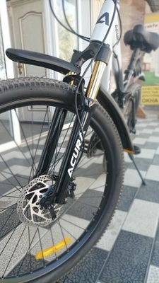 Velosiped "Acura" Gorniy velosiped yengi