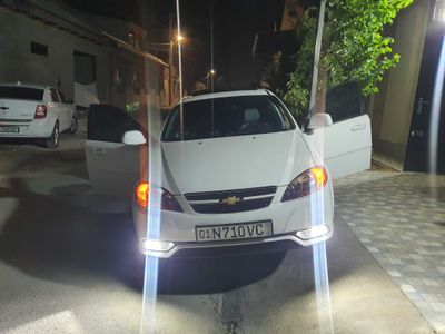 Срочно продаётся автомобиль Lacetti
