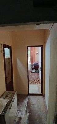 Yangihayot tumanida 1 xonali uy sotiladi. Продаётся 1 комнатная кварти