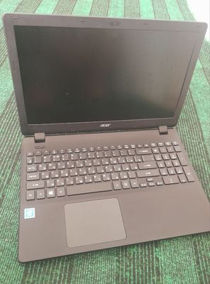 Noutbuk acer soriladi srochni pul zarur