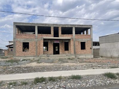 Қурилиши тугалланмаган уй сотилади
