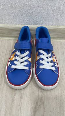 Кроссовки Sonic