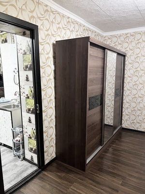 Срочно аренда квартиры Новомосковская 1/4/4