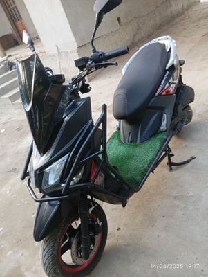 Skuter sotiladi kami bor