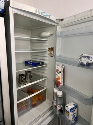 Продам холодильник индизит