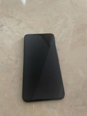 Iphone XsMax sotiladi