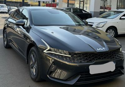 Kia K5 luxe plus 2022 Tozza SROCHNA SOTILADI!!!