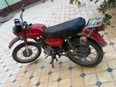 Minsk mototsikl sotiladi