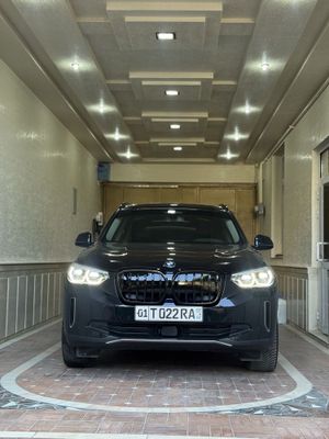 BMW IX3 sport.